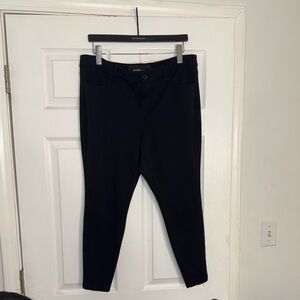 Chic Black Ankle-Length Pants